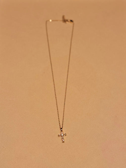AURELIA — Gouden Ketting met Champagne Kruis (fijn)