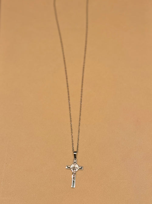 BENEDICTUS — Zilveren Ketting met Sint-Benedictuscrucifix