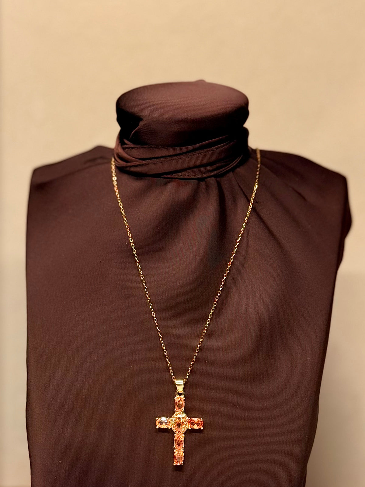 IGNIS — Gouden Ketting met Champagne Steenkruis (groot)