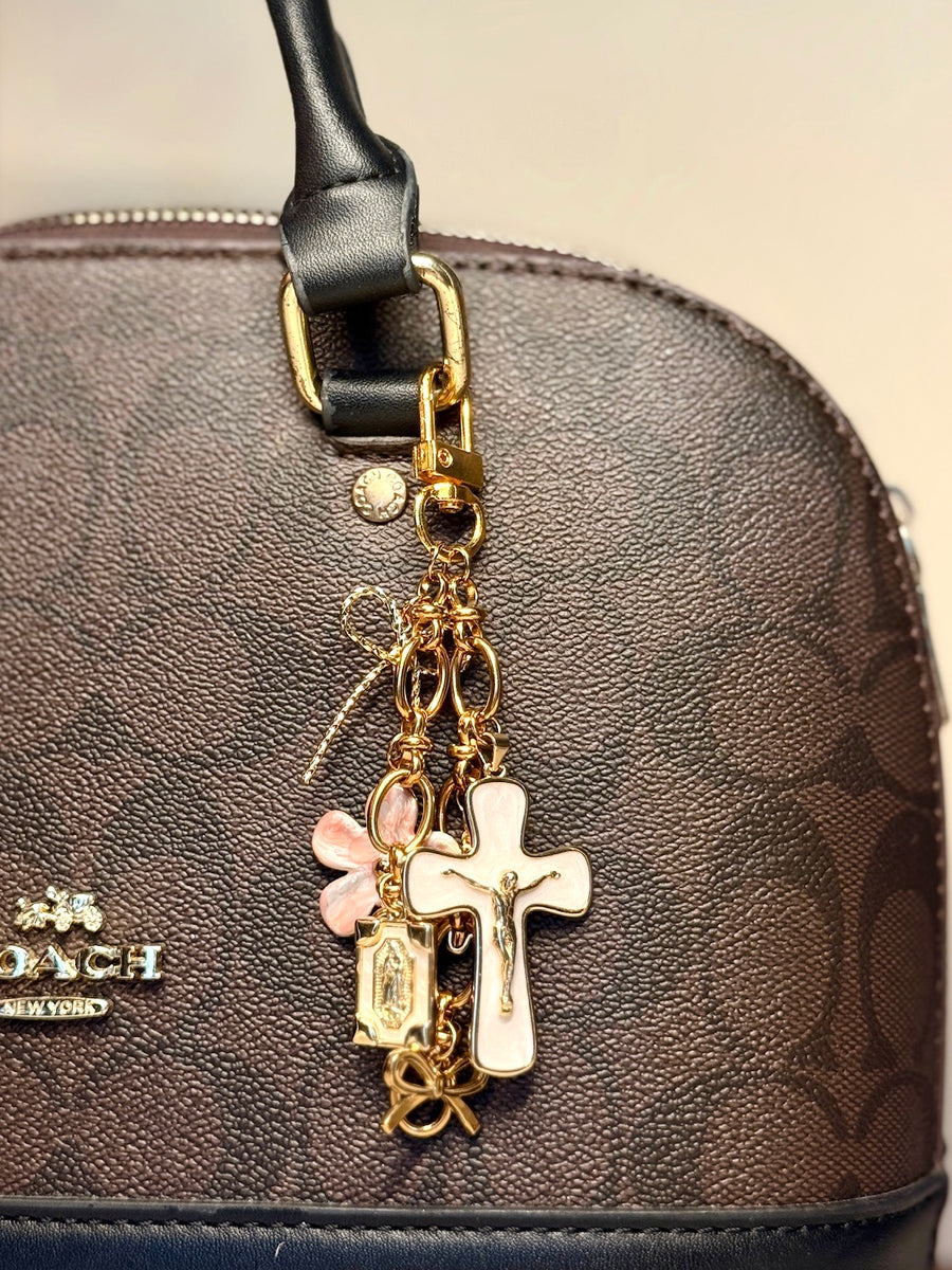 REGINA — Gouden Tassenketting met Crucifix & Medaillon