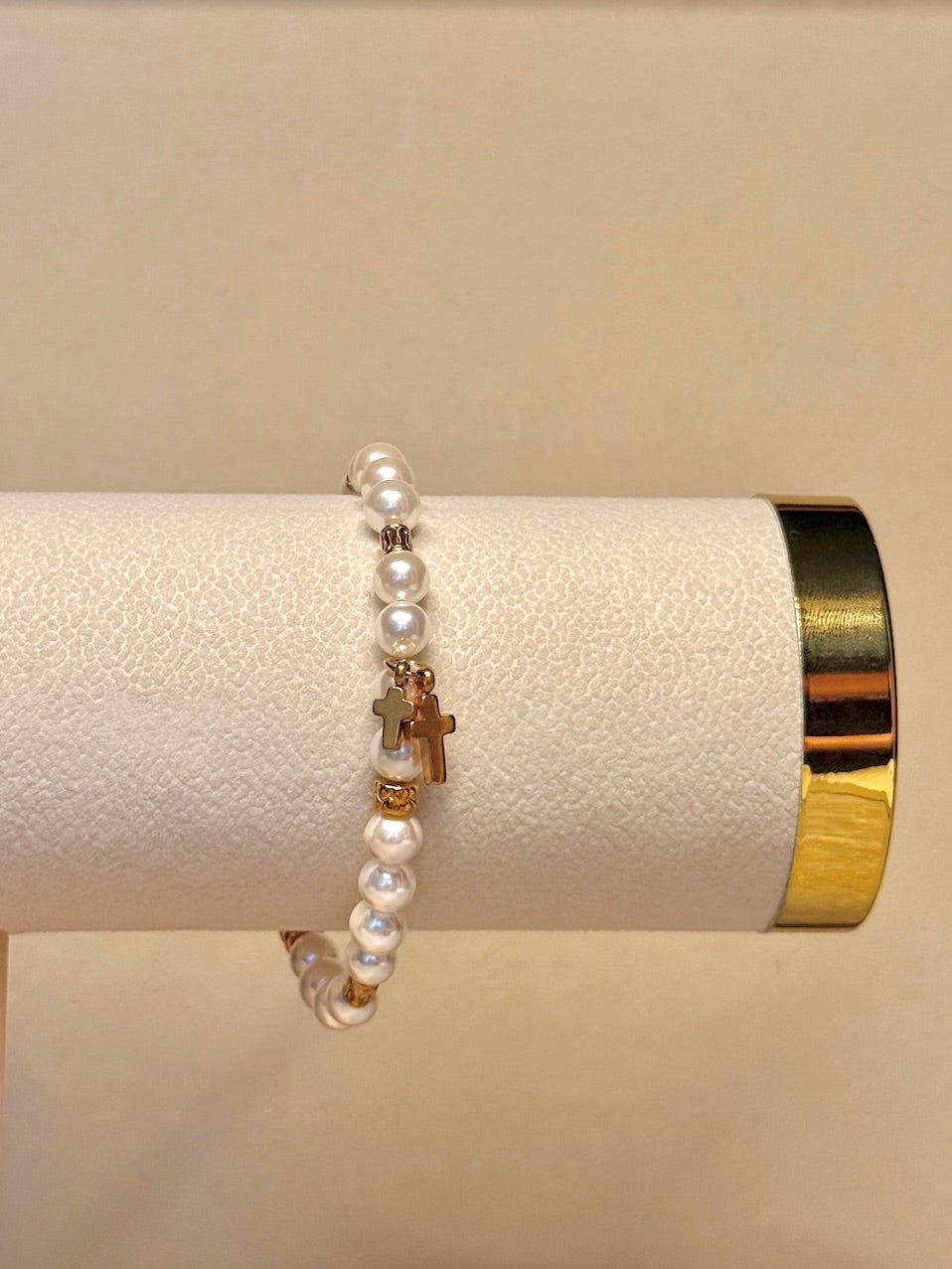 PERLA — Parelarmband met Kruizen