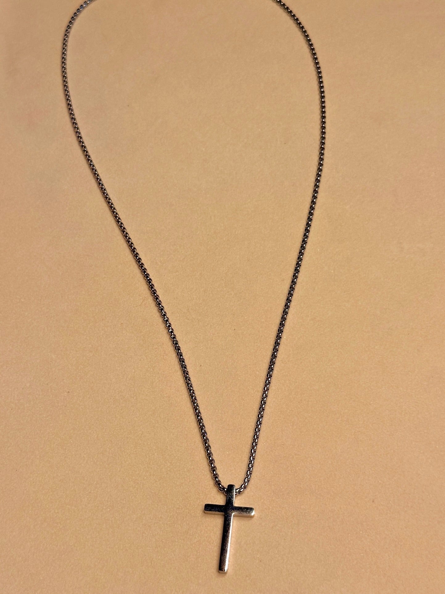 SANCTUS — Zilveren Kruis Ketting